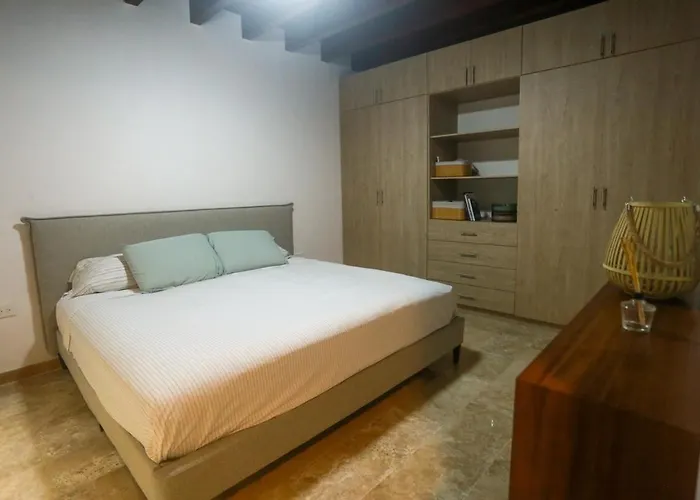 Unique With Amenities Apartment *